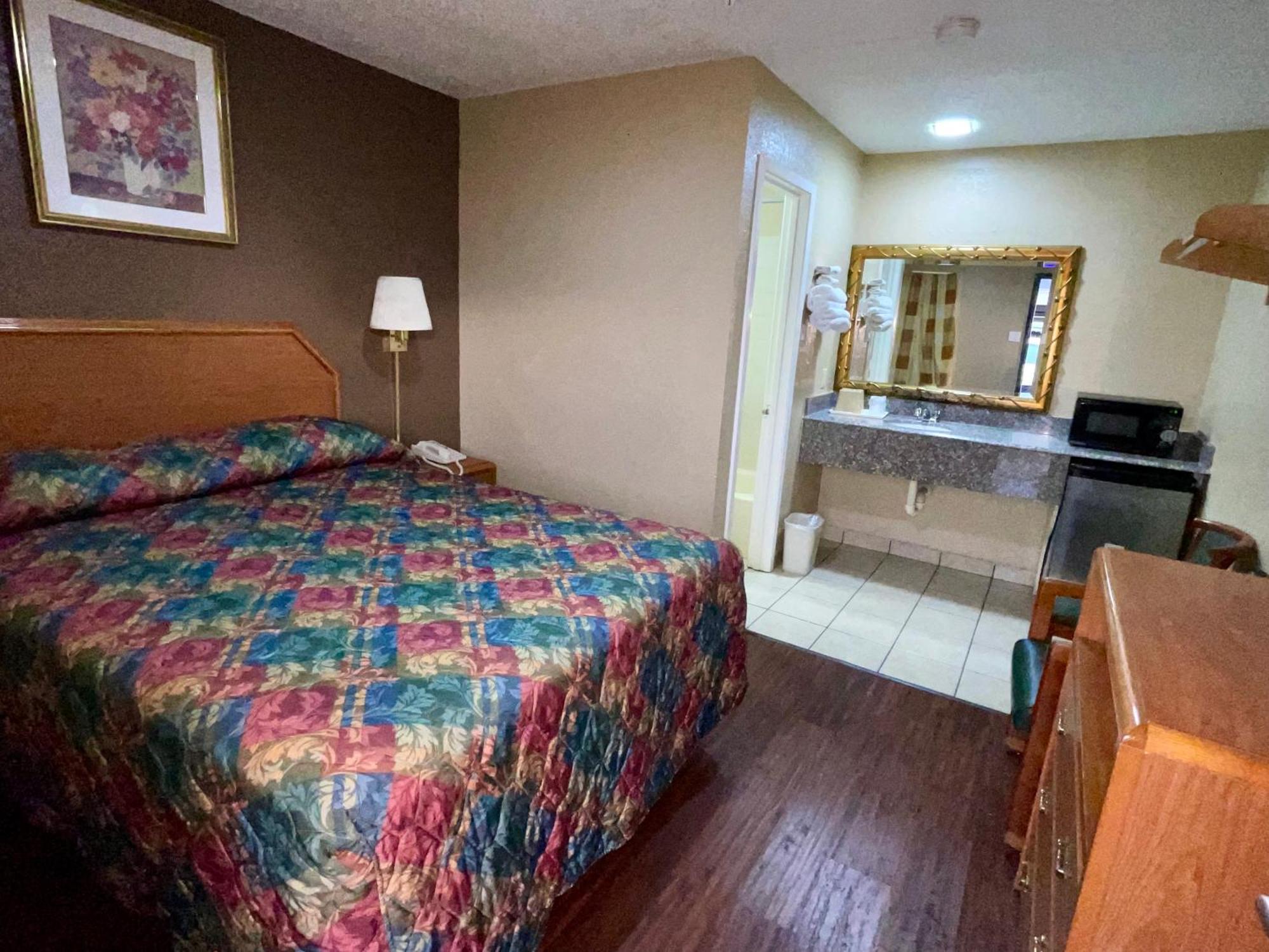 Ankur Inn Motel Далас Екстериор снимка