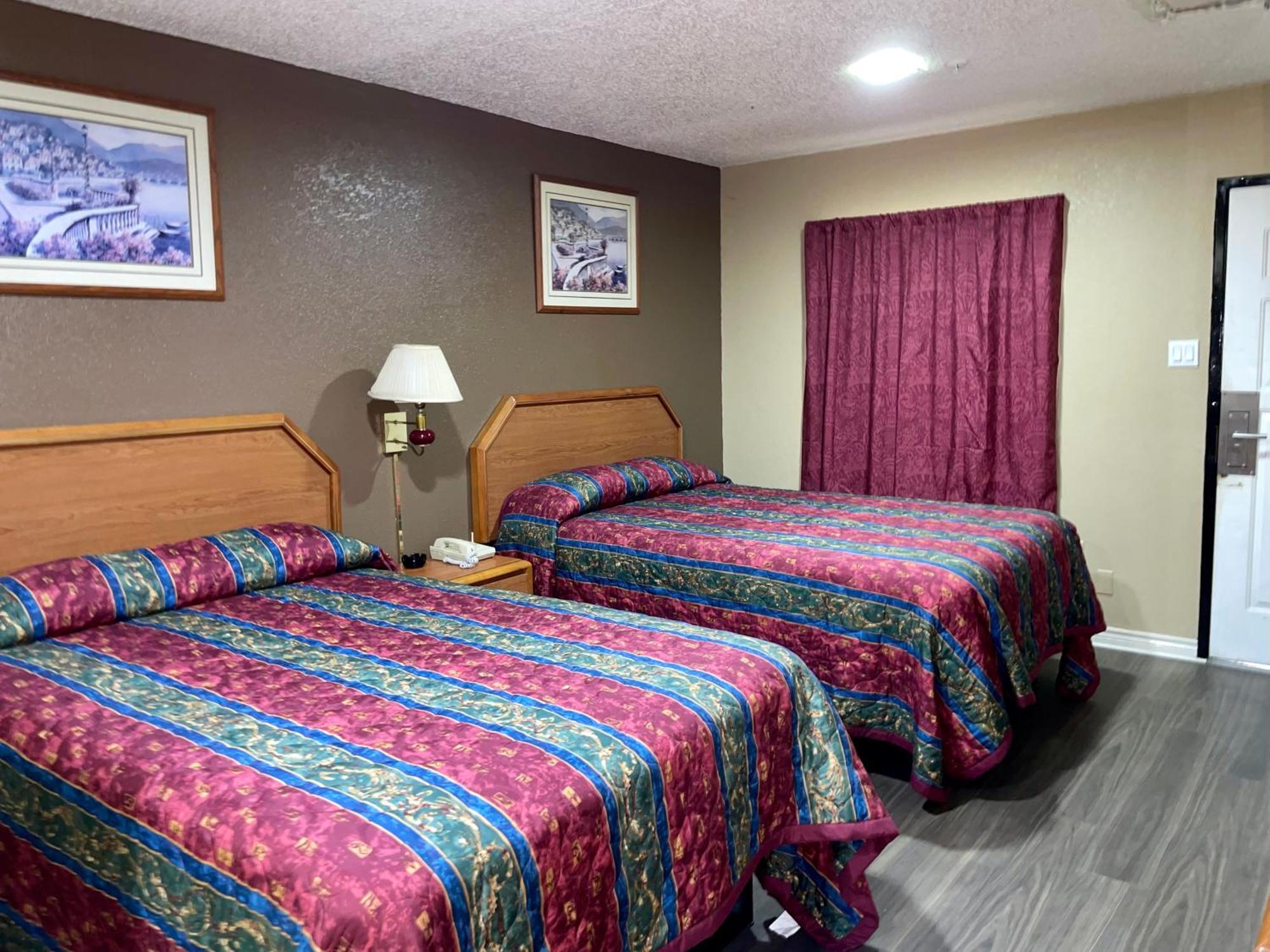 Ankur Inn Motel Далас Екстериор снимка