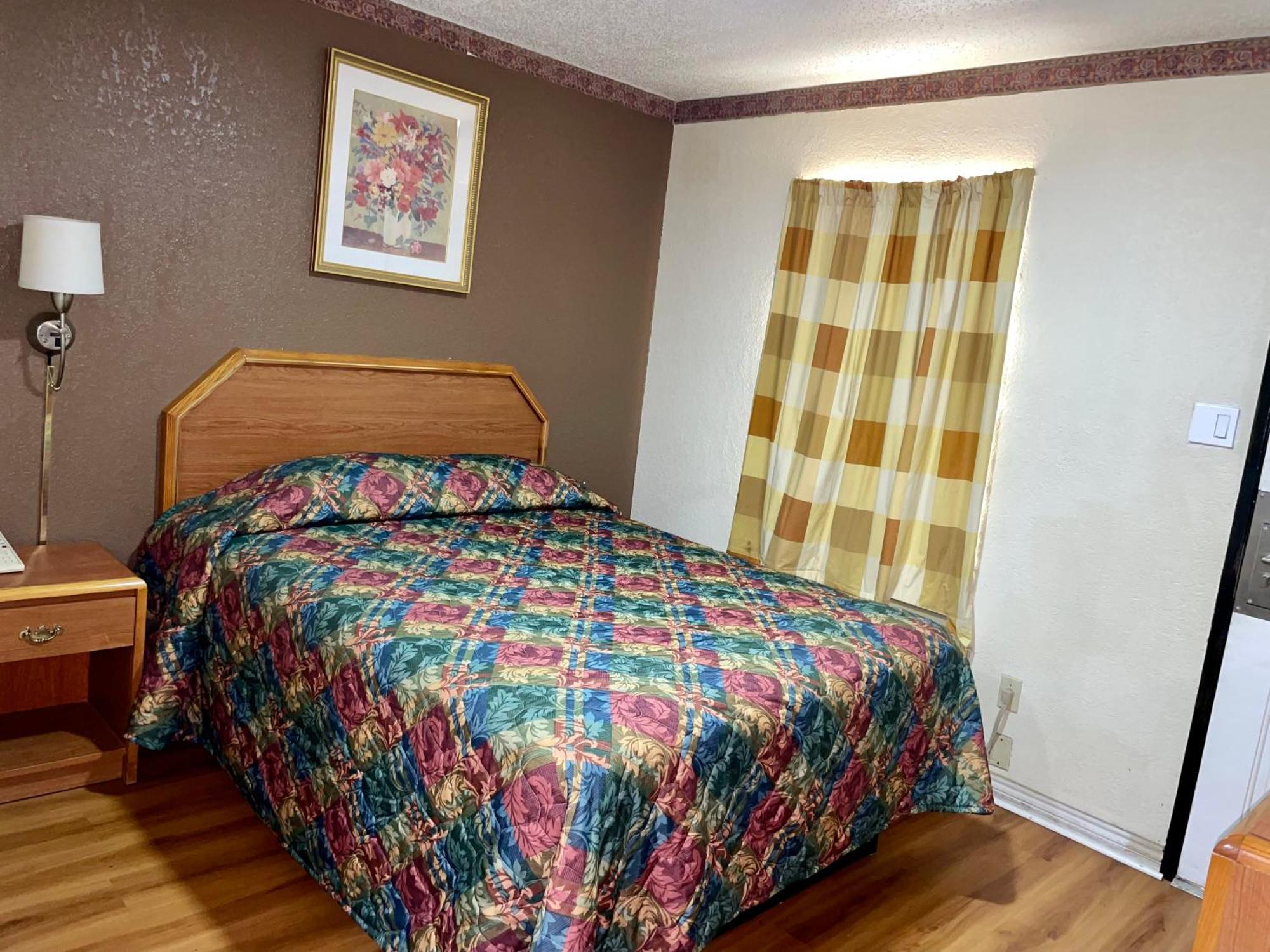 Ankur Inn Motel Далас Екстериор снимка